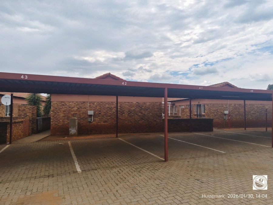 2 Bedroom Property for Sale in Vaalpark Free State